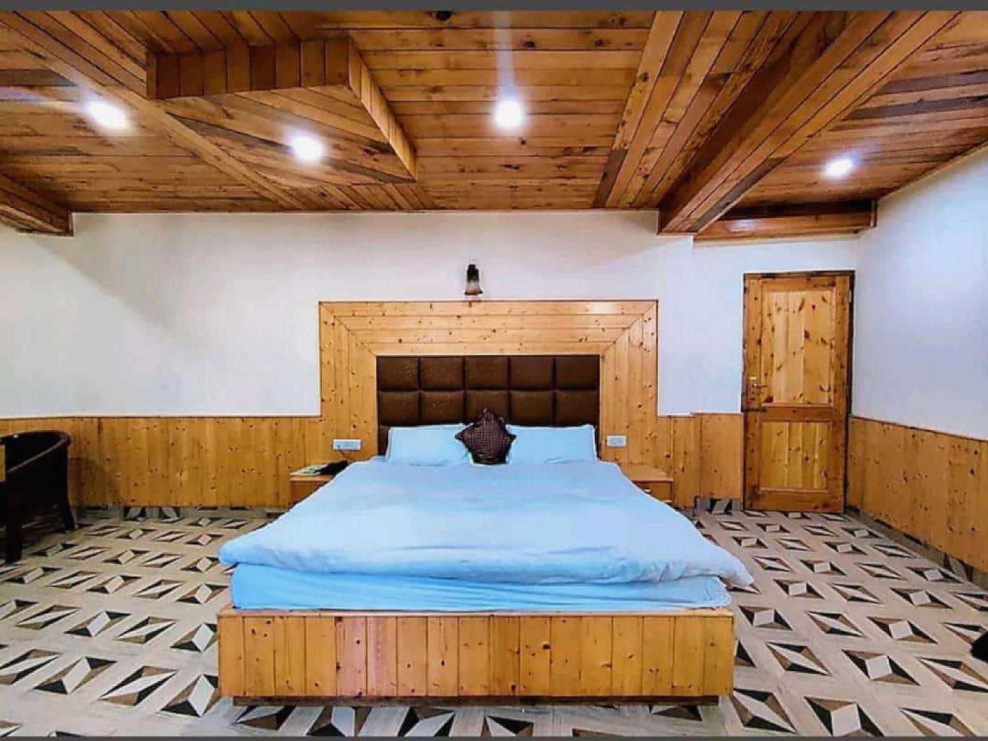 Hotel O Antriksh Cottage Маналі Екстер'єр фото